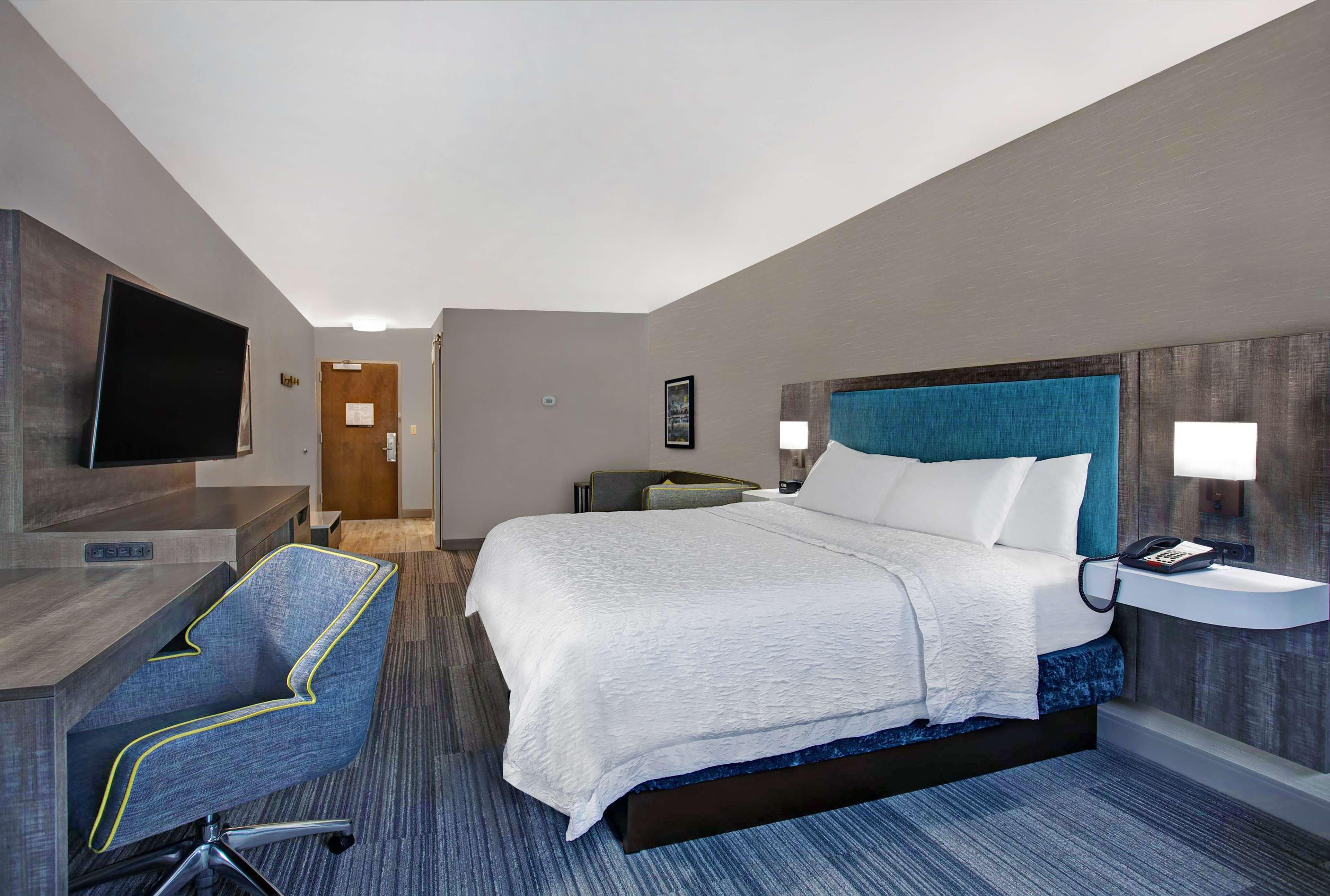 Hampton Inn Westfield Esterno foto