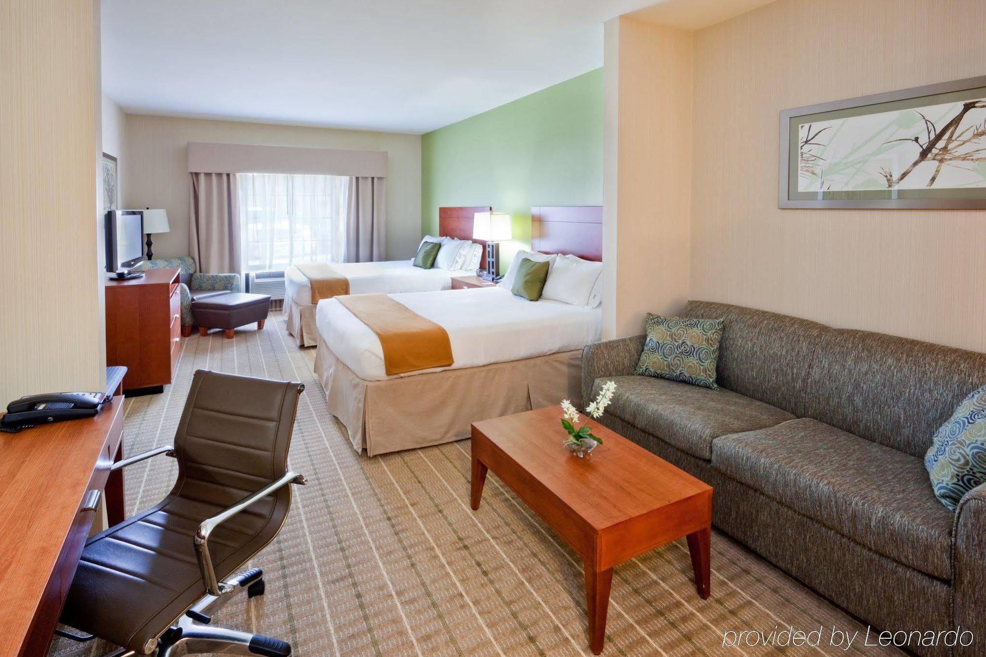 Hampton Inn Westfield Esterno foto